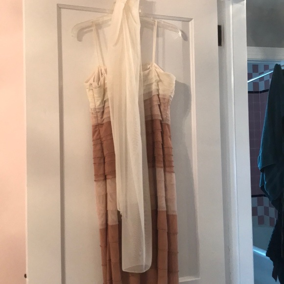 Dress - Picture 5 of 6